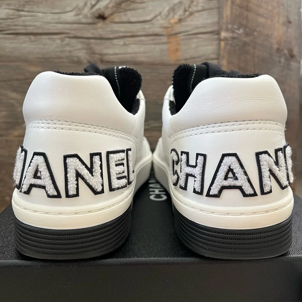 Chanel 20P Sneakers - White / Black - Size 38 (US 8) - Picture 2 of 16